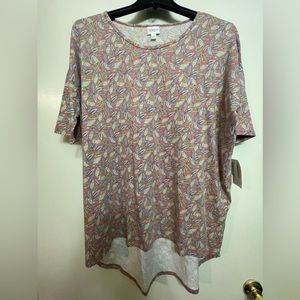 ‼️🎉Reasonable Offers Accepted🎉‼️ LuLaRoe Shirt